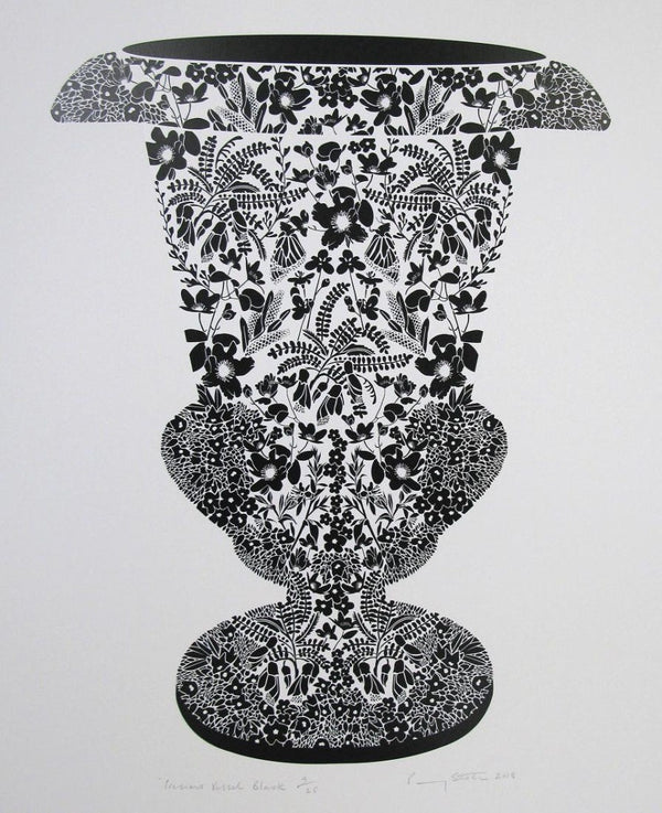 Precious Vessel (black)